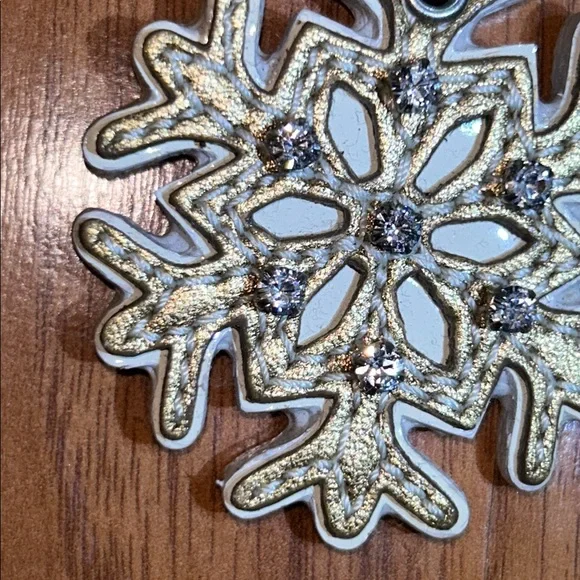 Coach Snowflake ❄️ Leather Keychain Bag Charm - Picture 8 of 14